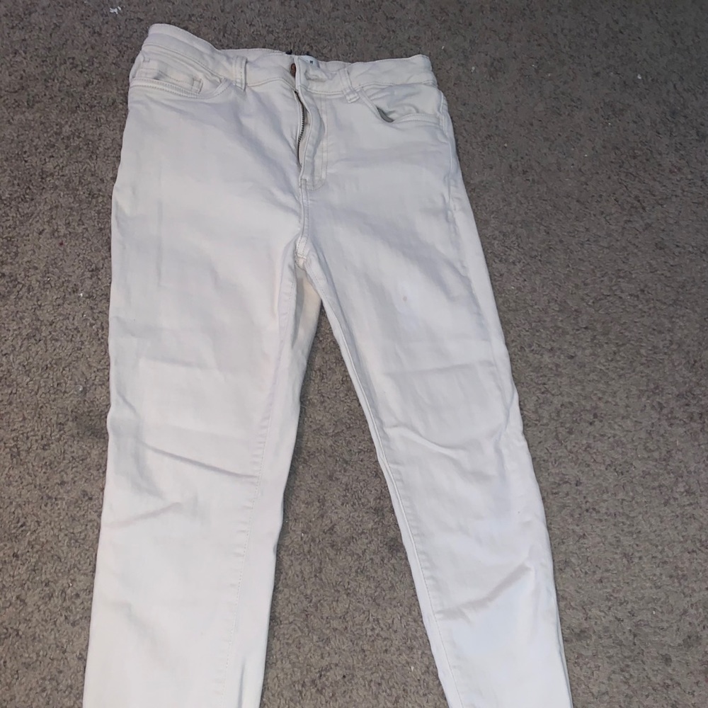 Off-white high waisted jeans